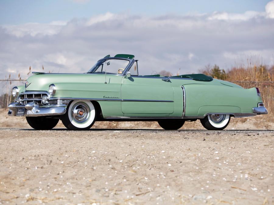  Cadillac Series 62 Convertible 1951 года  (фото 6 из 21)